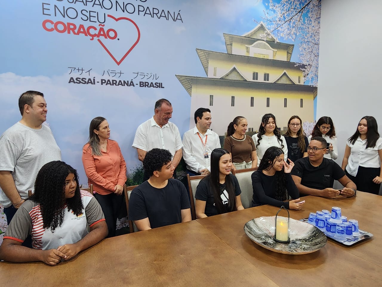 MAIS INOVAÇÃO! ASSAÍ LANÇA O PRIMEIRO JORNAL FORMADO POR ESTUDANTES ADOLESCENTES: JORNAL ASAHI
